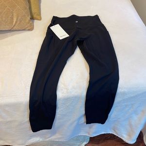 Lululemon Align HR Pant 25” with pockets